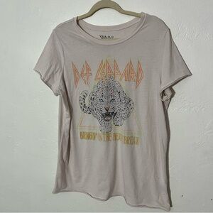 Vinyl Icons Def Leppard "Bringin' on the Heartbreak" graphic t-shirt relaxed fit